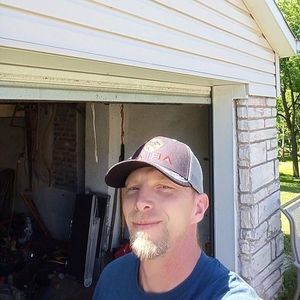 Meet your Posher, Raymond